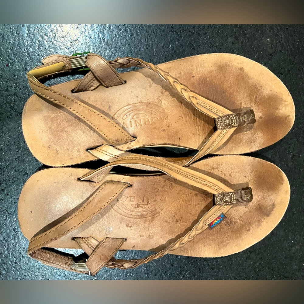 Rainbow Sandals size 7